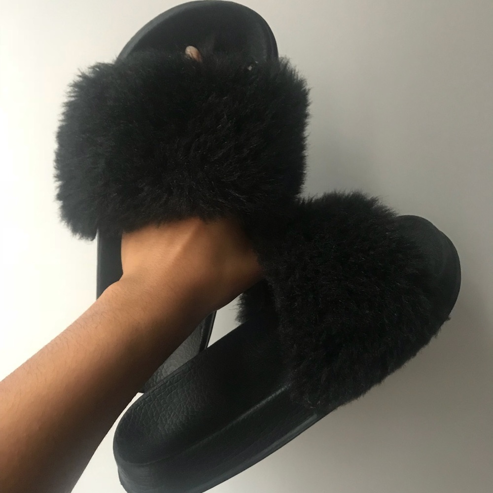 Urban outfitters fluffy sandals
